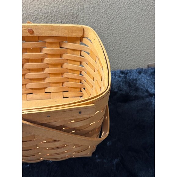 Longaberger Basket 1999 Hand Woven Classic Basket Double Swing Handles  8"Tall - Picture 2 of 8